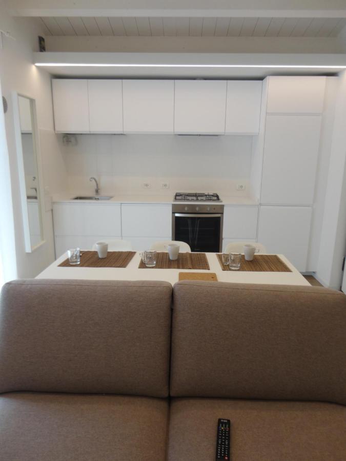 Casa Klimt Vicinissima Al Mare Parcheggio Privato Gratuito Se Disponibile Apartment Pescara Bagian luar foto